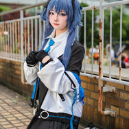 早瀬ユウカ『ブルーアーカイブ』／えびせんべい（@ebisen_bei_kosu）