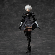 『NieR:Automata Ver1.1a』より、新グッズが続々登場!青い瞳&太ももが映える「2B」フィギュアやポーチなど全16種