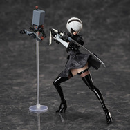 『NieR:Automata Ver1.1a』より、新グッズが続々登場!青い瞳&太ももが映える「2B」フィギュアやポーチなど全16種
