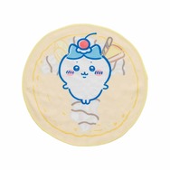 「ちいかわ」たちが“クレープ”になっちゃった…!新作くじが本日27日より発売、ぬいぐるみなど全15種類の景品がどれも可愛い