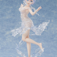 「リゼロ」“まるで本物の水”のようなドレス!透明感あふれる「レム」新作フィギュアが、どこから見ても美しい