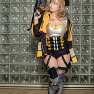 アニス『勝利の女神:NIKKE』／三丸さーや（@saaya_cosplay）