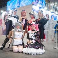 「コミケ102」2日目も大盛況！雨にも負けず、人気コスプレイヤーが水着姿でお出迎え