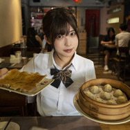 美女と巡る「台湾グルメゲームの本場」！小籠包や牛肉麺など定番だけじゃないガチで美味い逸品を味わい尽くす