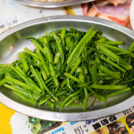 美女と巡る「台湾グルメゲームの本場」！小籠包や牛肉麺など定番だけじゃないガチで美味い逸品を味わい尽くす