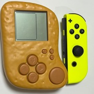 中国マクドナルドのチキンナゲット型『テトリス』専用ゲーム機を開封レビュー！発売の背景も徹底考察してみると…