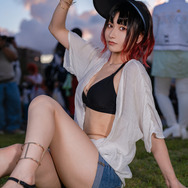 ぶいすぽっ！ 如月れん コスプレ コスプレ】「ぶいすぽっ！」如月れん、ビキニにデニムショート