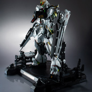 早くも売切れ続出の「解体匠機 RX-93 νガンダム」再販分、一部