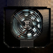 9万9千円からの個人向けゲーミングブース「OTODASU-G」がリリース―暗闇でプレイに集中できる簡易防音室で快適ゲーミング