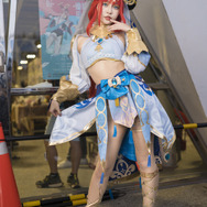 ニィロウ『原神』／鶴葵（Instagram：tsuru_cos_aoi）