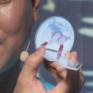 『アズレン』6周年も「画期的なグッズ」が指揮官を唸らせる！一見普通のアクスタ、しかし台座に“ちょっぴりH”な仕掛けあり