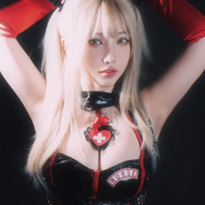 創作（コスチューム：paloli_official）／洛洛子（X：@Rakukoooo）