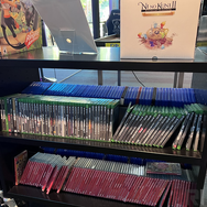 ロサンゼルスのライアットゲームズ本社に潜入…全ての家庭用ゲーム機が集まる部屋やゲーセンまで完備？ゲーム愛に溢れる社屋をレポート