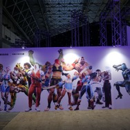 ゲーセン風『スト6』筐体で遊べちゃう！白色が目印、PS5やスイッチで使えるデバイス展示の「Samsung SSD」ブースレポ【TGS2023】