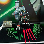 HG デストロイガンダム」待望のガンプラ化！全高約390mmもの大