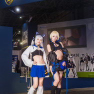 「ガレリア」ブース／misaco（X：@oOsuyaaaOo）、めでぃ（X：@lv_moe）