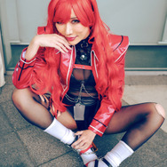 ボリューム『勝利の女神:NIKKE』/イケハタカオリ(X:@ikehata_kaori_2)