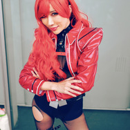 ボリューム『勝利の女神:NIKKE』/イケハタカオリ(X:@ikehata_kaori_2)