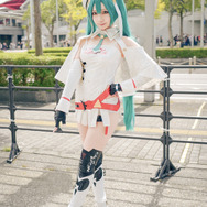 初音ミク(レーシングミク2023ver.)/もち(X:@nanase_cospl)