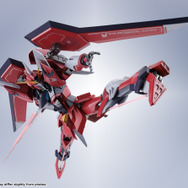 劇場版『ガンダムSEED』より新機体「イモータルジャスティスガンダム」発表！ガンプラ、METAL ROBOT魂などで早くも商品化