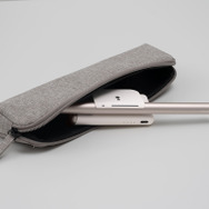 ノートパソコンの暗さを解決！専用ライトバー「LaptopBar」が発売、マグネットで簡単設置