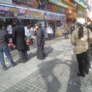 『GOD EATER』イベントが秋葉原で開催、プロデューサー＆ディレクターが手渡し販売