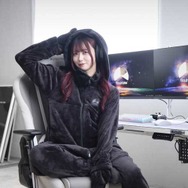 「ゲーミング着る毛布」が4年ぶりのアップデート!着たままトイレシステム7.0“FUNDOSHI”も搭載