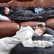 「ゲーミング着る毛布」が4年ぶりのアップデート!着たままトイレシステム7.0“FUNDOSHI”も搭載