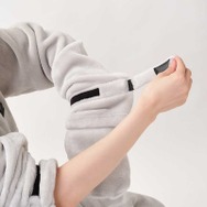 「ゲーミング着る毛布」が4年ぶりのアップデート!着たままトイレシステム7.0“FUNDOSHI”も搭載