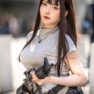 武装少女『Arena Breakout』／しょこら（X：@Chocolat_cos0）