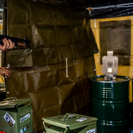 【コスプレ】日中スタイリッシュビューティーな武装少女が集結！略奪系スマホFPS『Arena Breakout』前線基地が「池ハロ2023」に出現