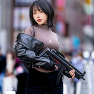 武装少女『Arena Breakout』／Momoko葵葵（X：@Leo_aoi）