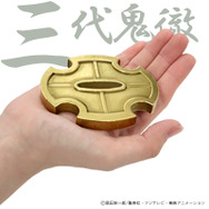 ゾロ推し必見！『ONE PIECE』ゾロの“刀の鍔（つば）”が発売へ―本物の日本刀と同じ技法で作られたリアリティあふれるグッズが登場