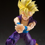 「ドラゴンボールZ」より「スーパーサイヤ人孫悟飯」がアクションフィギュア化！“叫び”や“プツン顔”などの表情パーツ、布マントで劇中の迫力を再現