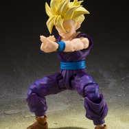 ドラゴンボールZ」より「スーパーサイヤ人孫悟飯」のアクション