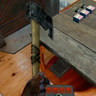 弾切れに備えて左手には斧を装備。