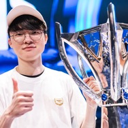 『LoL』世界大会で韓国強豪「T1」が優勝! ”魔王”Fakerは7年ぶり、4度目のタイトル獲得