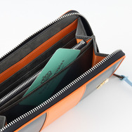 「ガンバスター モデル 長財布」15,400円(税込)(C)BANDAI VISUAL・FlyingDog・GAINAX