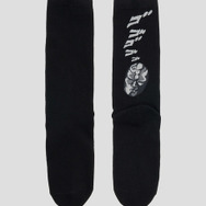 石仮面(ジョジョの奇妙な冒険)｜ロングソックス（C）荒木飛呂彦/集英社・ジョジョの奇妙な冒険製作委員会