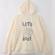 「ちいかわ」のパーカーが本日30日12時より発売!“ハーッ”な「くりまんじゅう」や、“返せッ”と言われても逃げる「モモンガ」など個性的なデザイン
