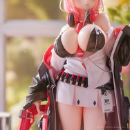 ムチムチボディがけしからん!セクシーすぎる『ブルアカ』エイミフィギュアが予約開始―胸のファスナーまで忠実再現