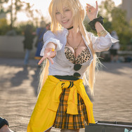 コスプレ】クリスマス間近！セクシーな『NIKKE』ルピーとの