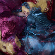 『Roman』ヴィオレット：二瑆 雪（X：@Agone_25）、オルタンス：二瑆 夏（X：@AgoAgo_25）／撮影：黒猫