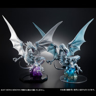 遊戯王』より「青眼の白龍」の抽選販売がスタート！神々しさすら