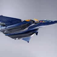 「マクロスプラス」より、“異形”の試作可変戦闘機「YF-21」がDX超合金に！予約受付は1月10日から