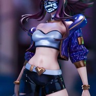 「K/DA アカリ」がフィギュアに！『リーグ・オブ・レジェンド』より新フィギュアが予約受付中―MV内の光る演出も再現