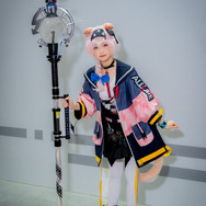 ゴールデングロー『アークナイツ』／奈々子（X：@NanakoQAQ）／撮影：Jon