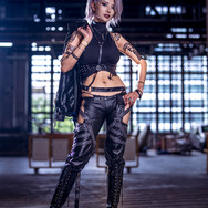 ゾーヤ『無期迷途』／Charess（X：@charechii、Instagram：charechii）