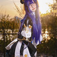 ペラ『崩壊:スターレイル』/神楽坂真冬(X:@Mafuyu_MkVII)、撮影:山颪ヒア(X:@fotomachen)