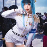 ヘルム『勝利の女神:NIKKE』/Hattie(X:@hattie_cos)、撮影:山颪ヒア(X:@fotomachen)